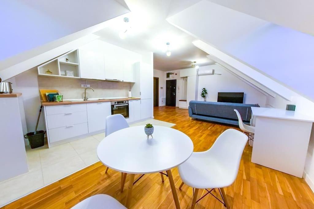 Bucharest Central D Apartment Εξωτερικό φωτογραφία